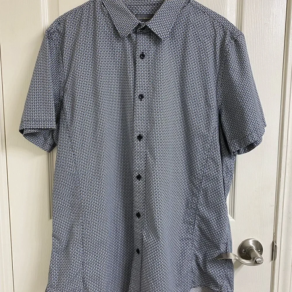 💼Mens Casual Short Sleeve Shirt by Calibrate. Geometric Pattern, Blue. XL